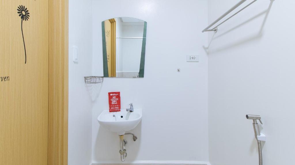 Reddoorz Premium @ Smdc Fairview Apartment Quezon City Exterior foto